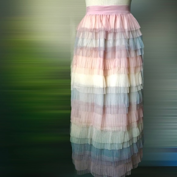 Dresses & Skirts - Beautiful Feminine Romantic Skirt in Pastels - S/M